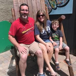 Meet your Posher, April